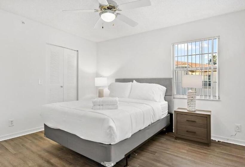 דירת חדר סופריור, The Voya   Wellington