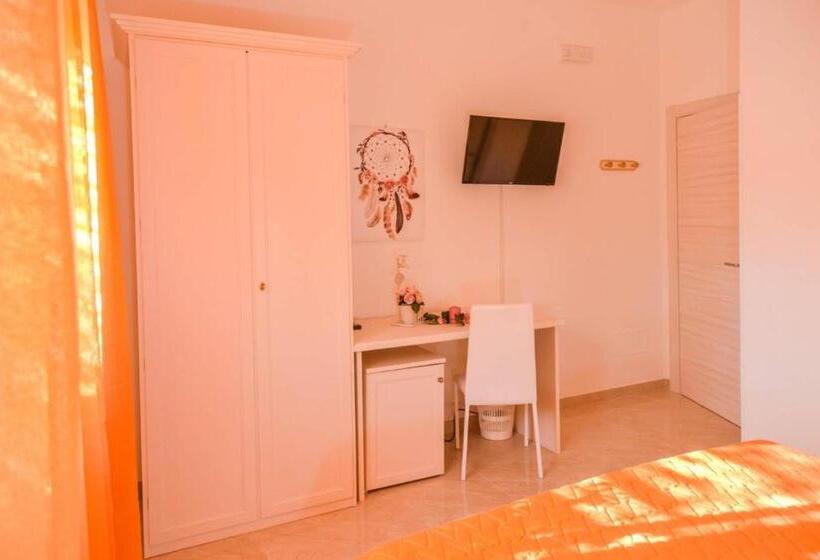 스탠다드 트리플 룸, Villa Milla