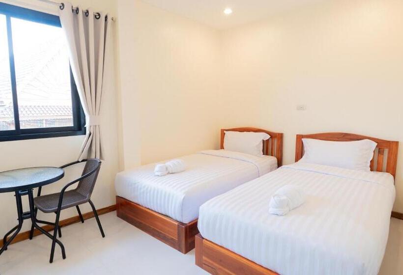 Standard Room, Chotika Hotel โรงแรมโชติกา ณ เชียงคาน