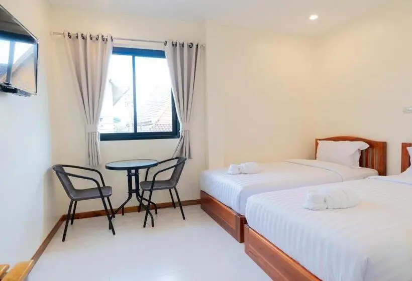 スタンダードスタジオ, Chotika Hotel โรงแรมโชติกา ณ เชียงคาน