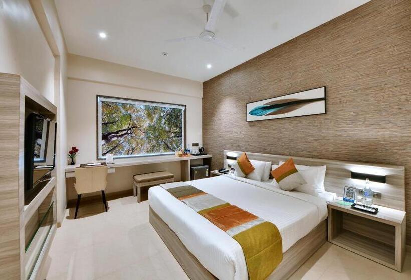 エクゼクティブスイート, Click Hotel Pithampur