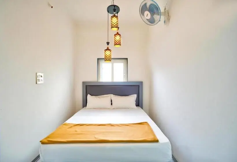 Łóżko we Wspólnym Pokoju, Del Hostel