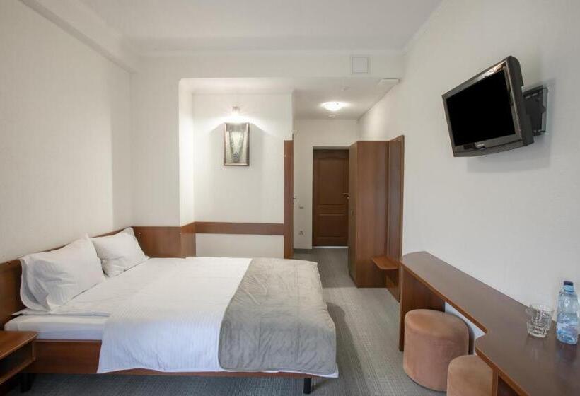 חדר סטנדרט עם מרפסת, Gots   готельно ресторанний комплекс