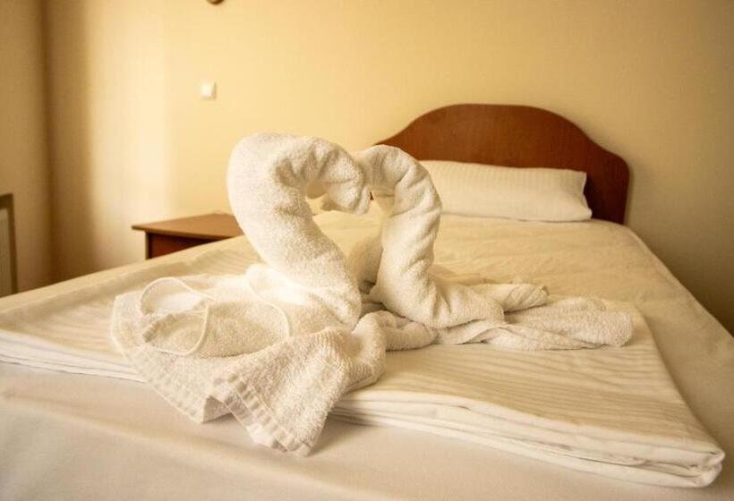 اتاق استاندارد با سرویس بهداشتی مشترک, Home Story Sarajevo, Vogošća