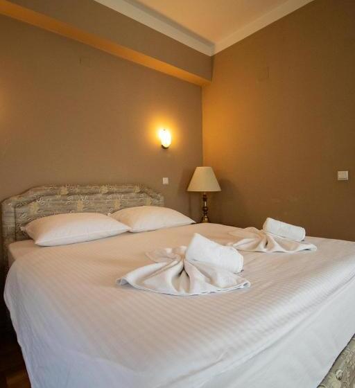 اتاق خانوادگی با سرویس بهداشتی مشترک, Home Story Sarajevo, Vogošća