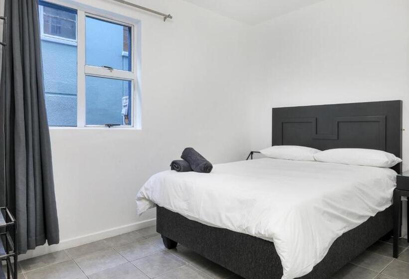 חדר סטנדרט, Inn & Out Express Sea Point