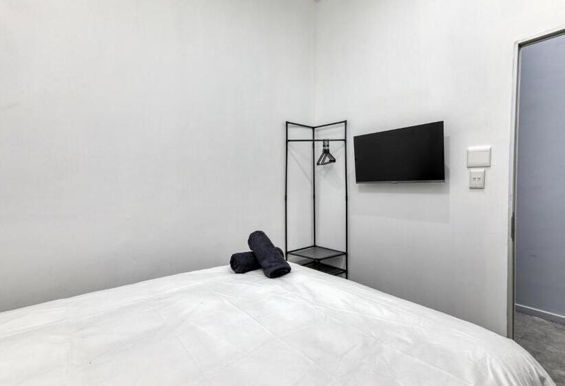Номер Basic, Inn & Out Express Sea Point