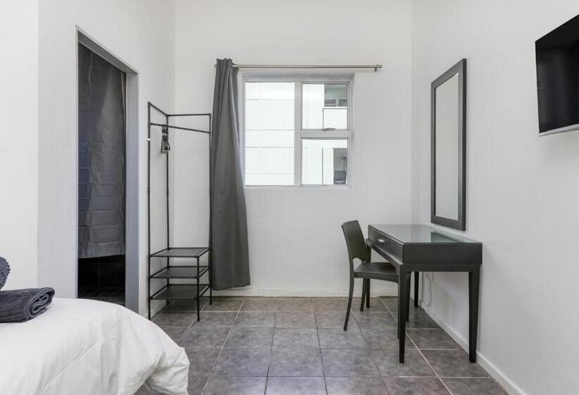 חדר סטנדרט, Inn & Out Express Sea Point