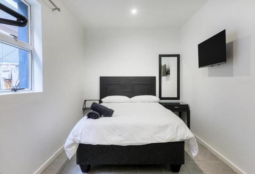 חדר סטנדרט, Inn & Out Express Sea Point