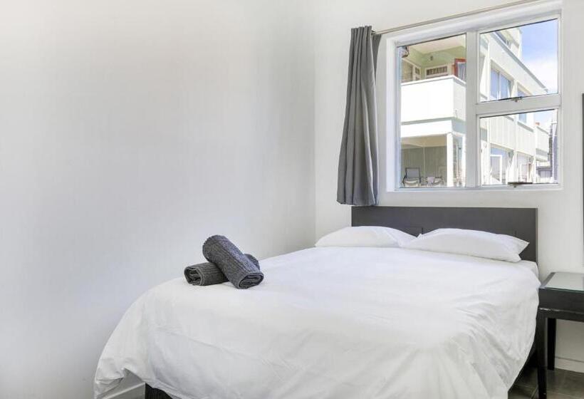 חדר סטנדרט, Inn & Out Express Sea Point