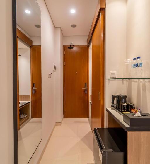 جناح جونيور, Montana @oceanside Mandalika