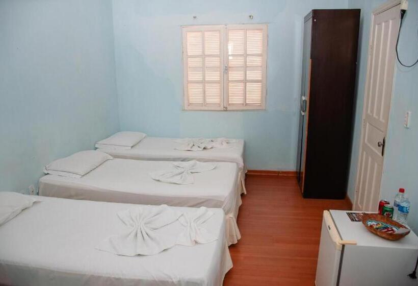 Quarto Triplo Estandar, Pousada Arco íris