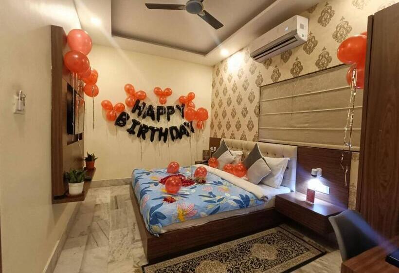 デラックスルーム, The Kashi Residency