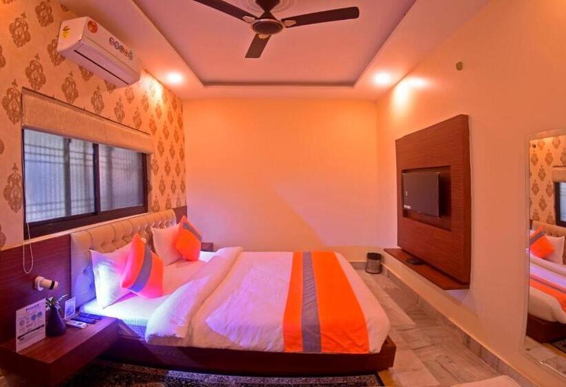 デラックスルーム, The Kashi Residency