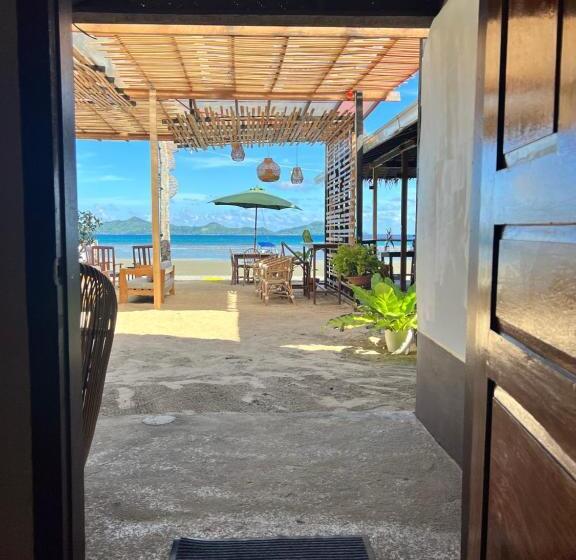 オーシャンビュースタンダードルーム, Ursula Beach Resort