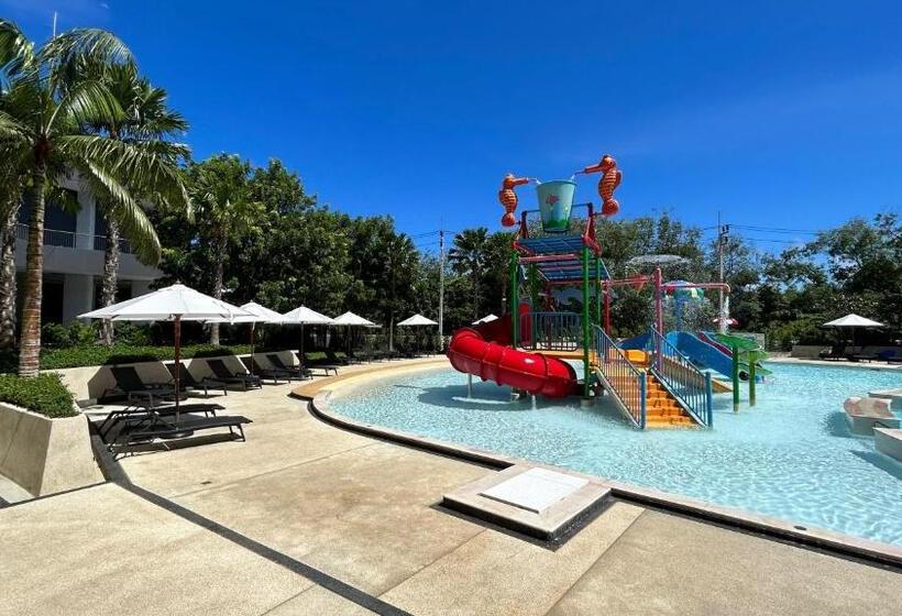 Студия Deluxe, La Vita Phuket Rawai