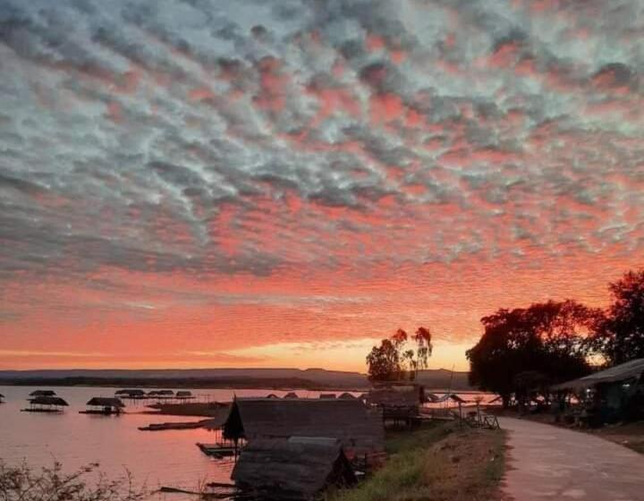 Номер Стандарт, บ้านสวนริมน้ำวังใหญ่ วังสามหมอ อุดรธานี