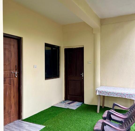 اتاق استاندارد چهار تخته, Anjunapalms Guesthouse