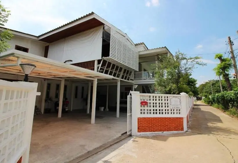 Standard-huone, Room In Guest Room   Baan Khunphiphit Homestay