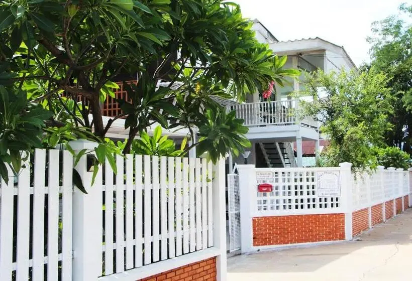 Standard-huone, Room In Guest Room   Baan Khunphiphit Homestay