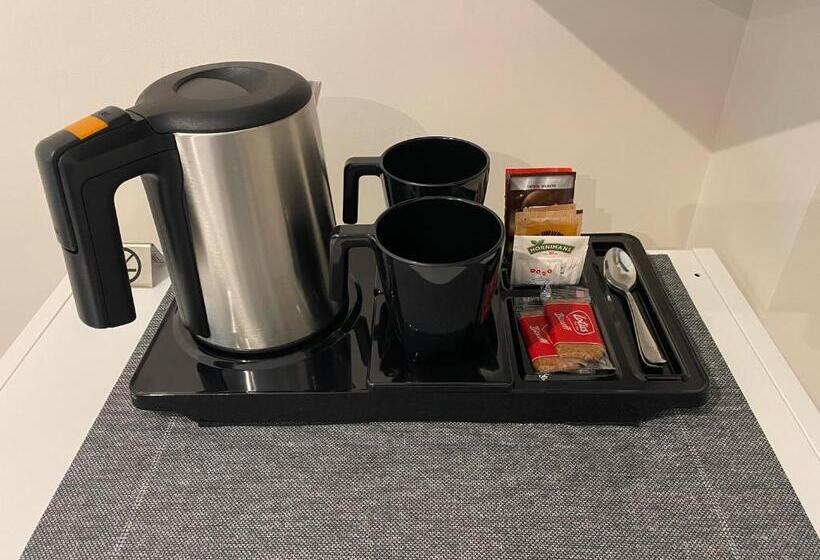 اتاق استاندارد یک نفره, Sevilla Dostorres