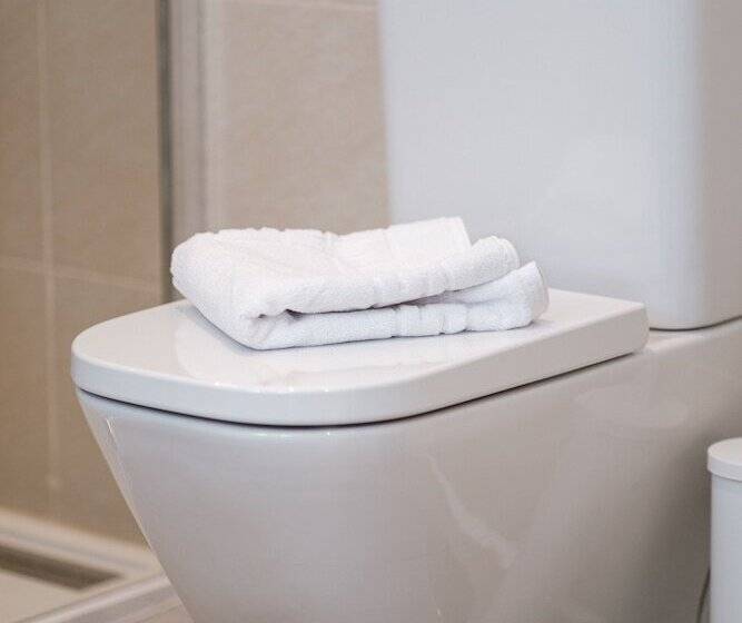 اتاق استاندارد چهار تخته, Sevilla Dostorres