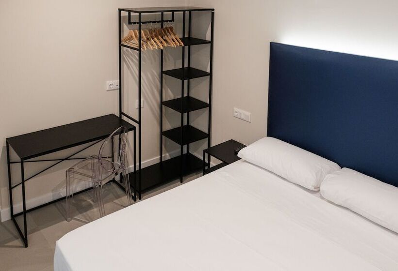 اتاق استاندارد, Sevilla Dostorres