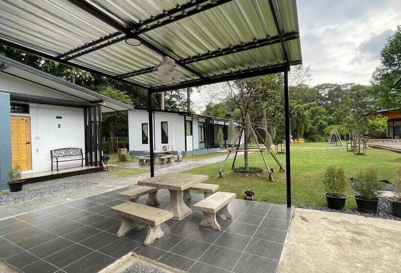 带大床的标准间, Suptara Resort