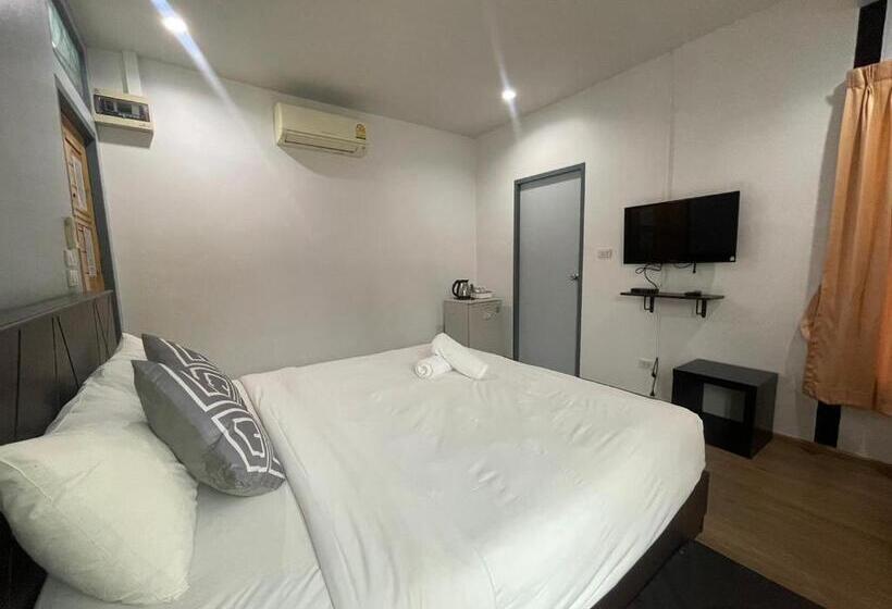 带大床的标准间, Suptara Resort