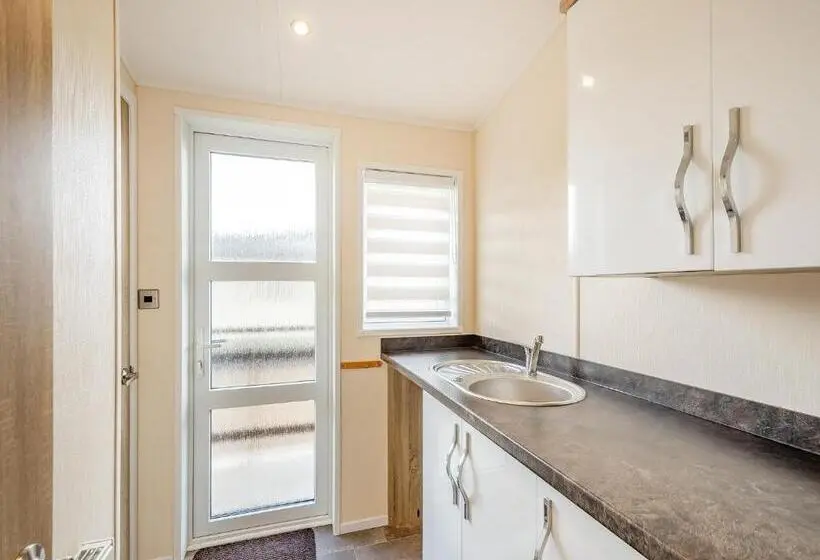 Talo 3 Makuuhuonetta, Brighouse Bay Holiday Park