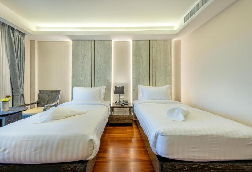 غرفة قياسية مطلّة علي حمام السباحة, Treepana Boutique Hotel, Huahin