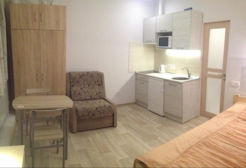 Standard Stúdió Szoba, студия у моря французский бульвар