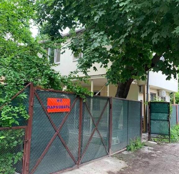 Standard Stúdió Szoba, студия у моря французский бульвар