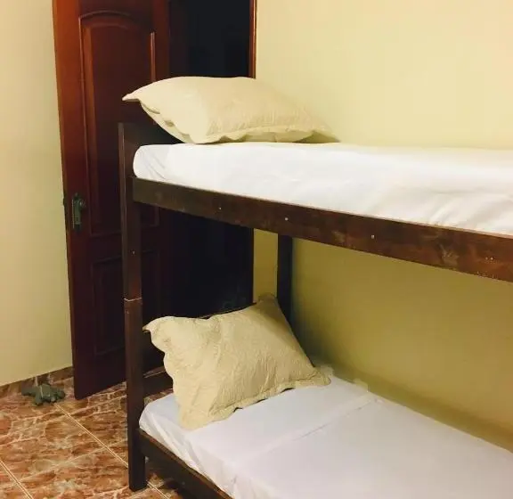 スタンダード4人部屋, Hostel Dos Gringos