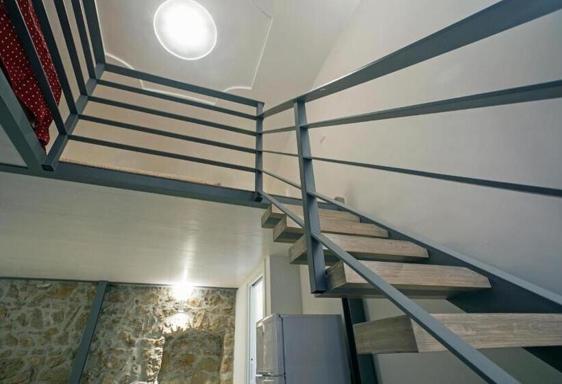 舒适三人间, Sirene Holiday