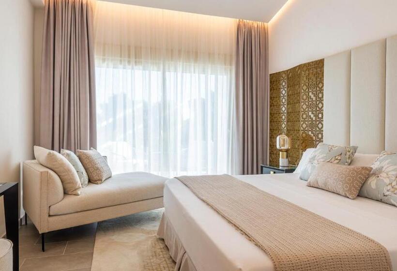 Президентский Люкс, Dionis Boutique Hotel & Spa