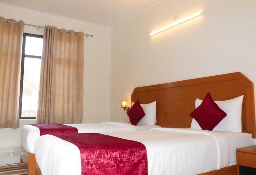 三人经典房间, Collection O 81374 Priyanka Resort