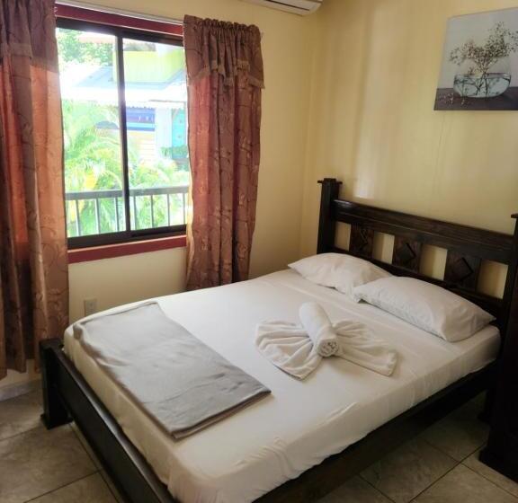 آپارتمان 1 خوابه, Family