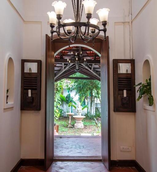 Huvila, 1 makuuhuone ja uima-allas, Lamrin Ucassaim Goa A 18th Century Portuguese Villa