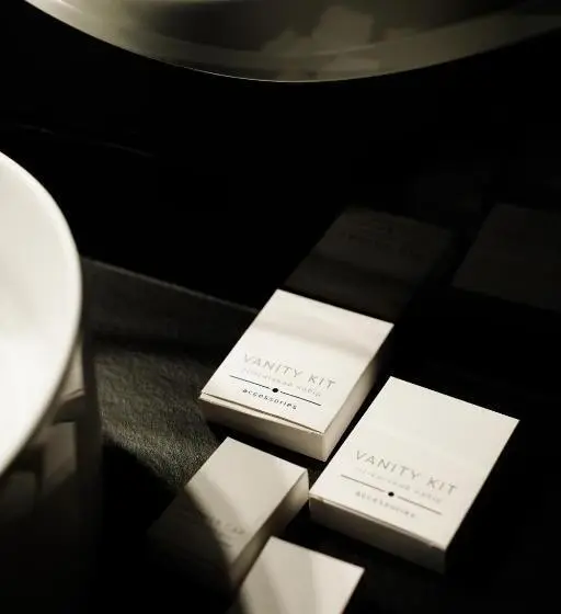 スタンダードスタジオ, Villa Grey