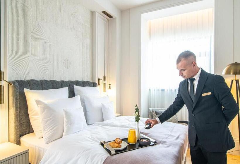 スタンダードルーム, Zet