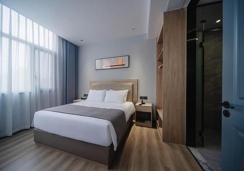 Люкс Премиум, Lanou Hotel Qianjiang High Speed Railway Station Lobster City