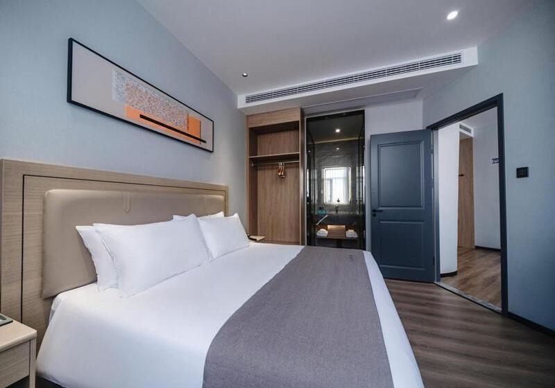 Люкс Премиум, Lanou Hotel Qianjiang High Speed Railway Station Lobster City