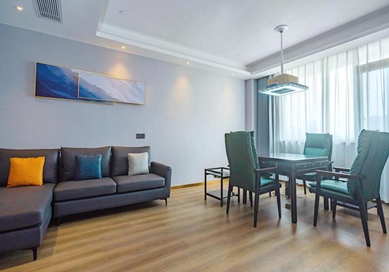 Люкс Повышенной Комфортности, Lanou Hotel Qianjiang High Speed Railway Station Lobster City