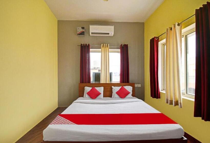 חדר קלאסי לשלושה, Oyo Flagship Hotel Dream Inn