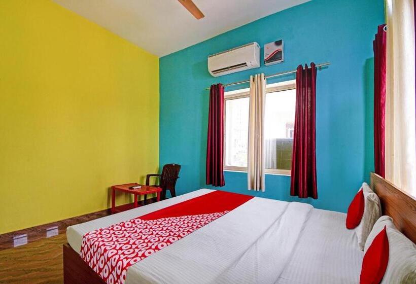 Трехместный Номер Классика, Oyo Flagship Hotel Dream Inn