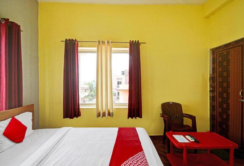 חדר קלאסי לשלושה, Oyo Flagship Hotel Dream Inn