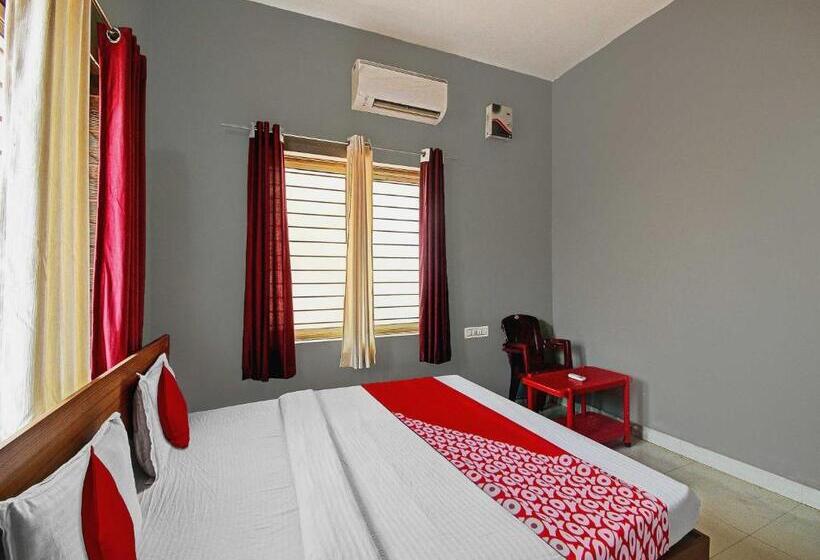 Трехместный Номер Классика, Oyo Flagship Hotel Dream Inn