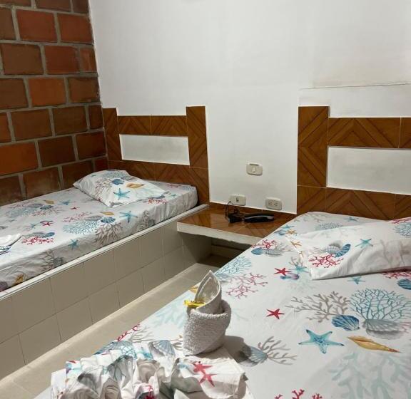 Economy Kamer, Hostal El Paraiso