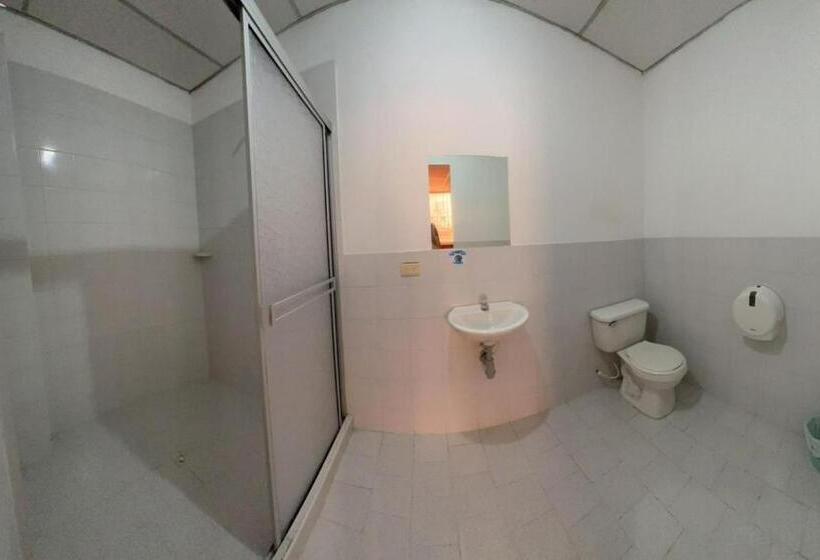 스탠다드 룸, Hostal El Paraiso